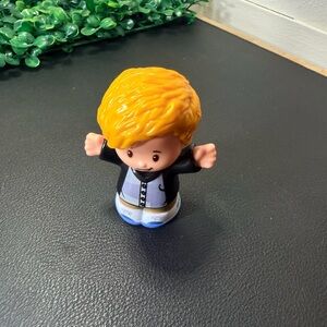 Fisher-Price Little People Dad Figure from Little People Big Helpers Family